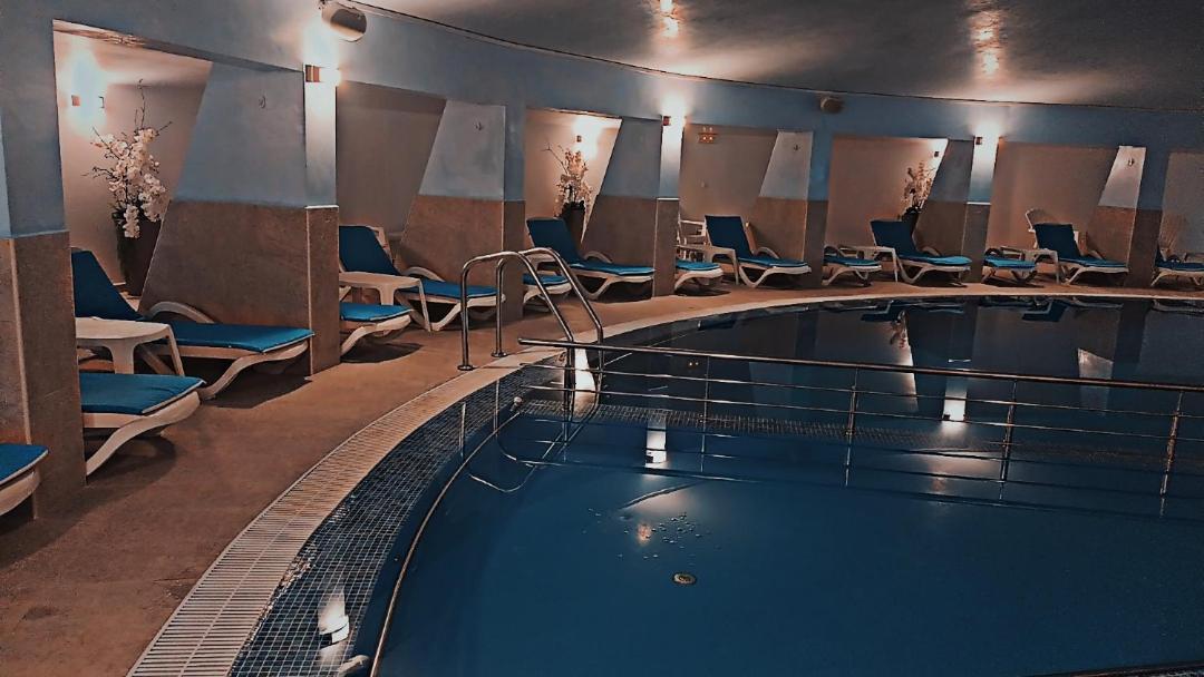 Condor Resort Dulcesti Εξωτερικό φωτογραφία