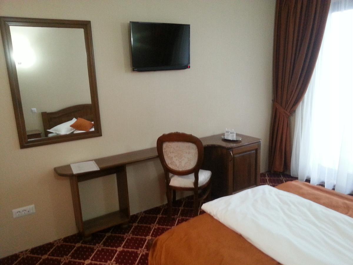 Condor Resort Dulcesti Εξωτερικό φωτογραφία